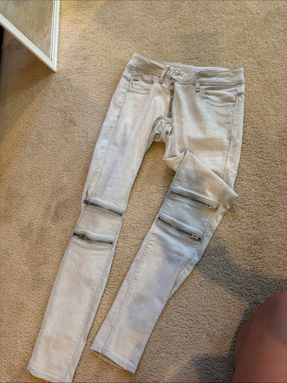 Silver Tone Zip-Accent Skinny Jeans
